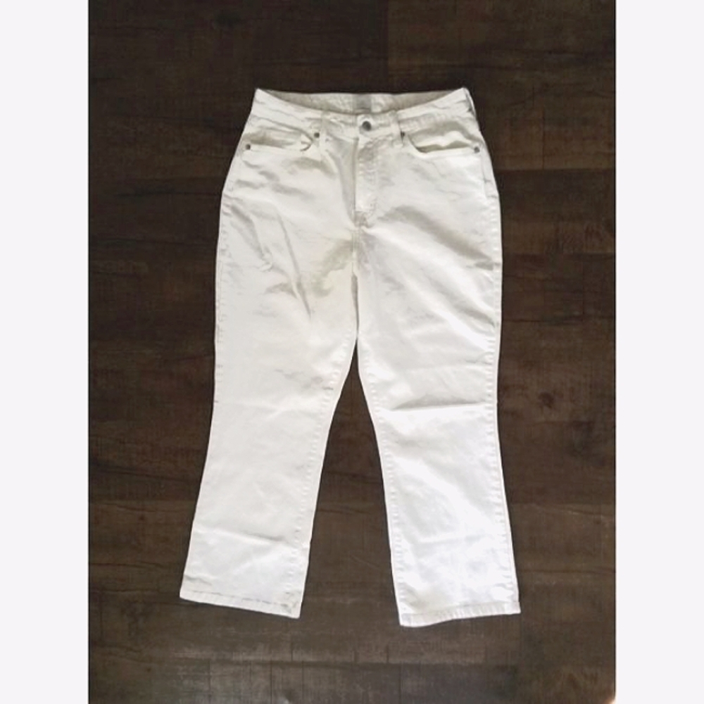 a new day Women's Winter White Denim Jeans Bootcut Size 10/30R